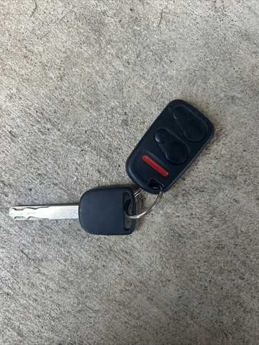 key fob (original) (2011 2012 2013 2014 2015 2016) - Picture 1 of 2