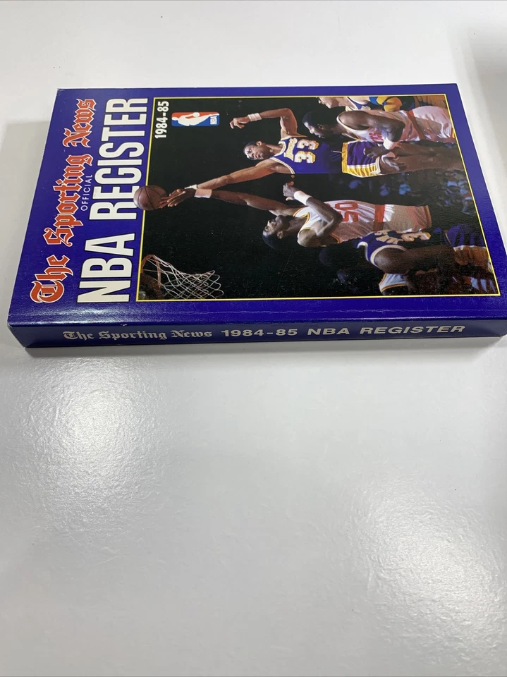 1984-85 The Sporting News Registro NBA---KAREEM ABDUL JABBAR LOS ANGELES LAKERS Foto 3 de 4