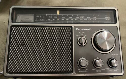 Panasonic RF-1090 FM AM 3 Band Portable Radio Works