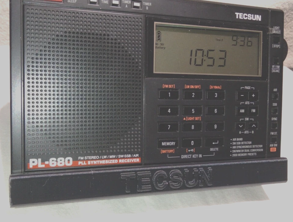 TECSUN PL600, PL660, PL680, PL9700DX, tabletop stand - Image 3 of 4