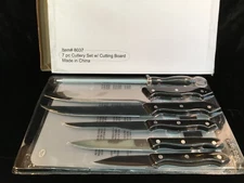 Omaha Steaks 7 Piece Cuttlery Set w/Cutting Bopard 8037