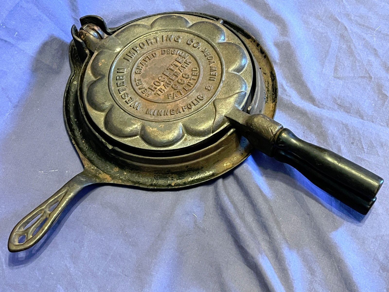 Western Importing Heart Waffle Iron Rosette Cast Iron Made By Griswold