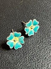 B4959 Vintage Style Flower Stud Earrings Silver Tone 12mm Enamel Blue
