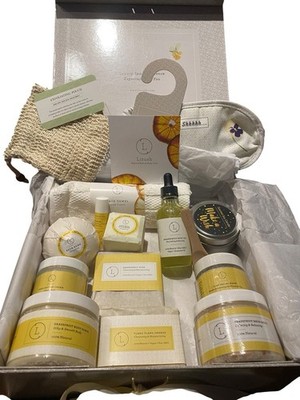 Liz Lush Deluxe Spa Kit