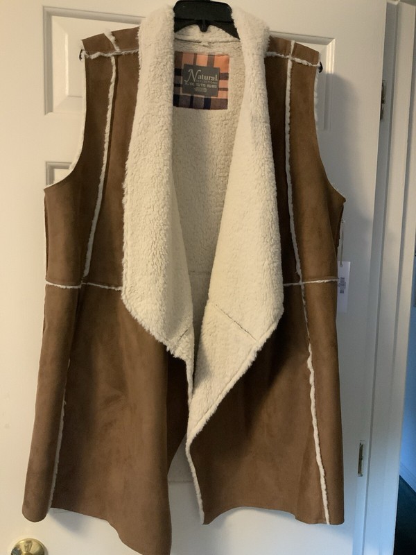 Fall & Winter Faux Fur & Suede Vest XL/XXL New with tags