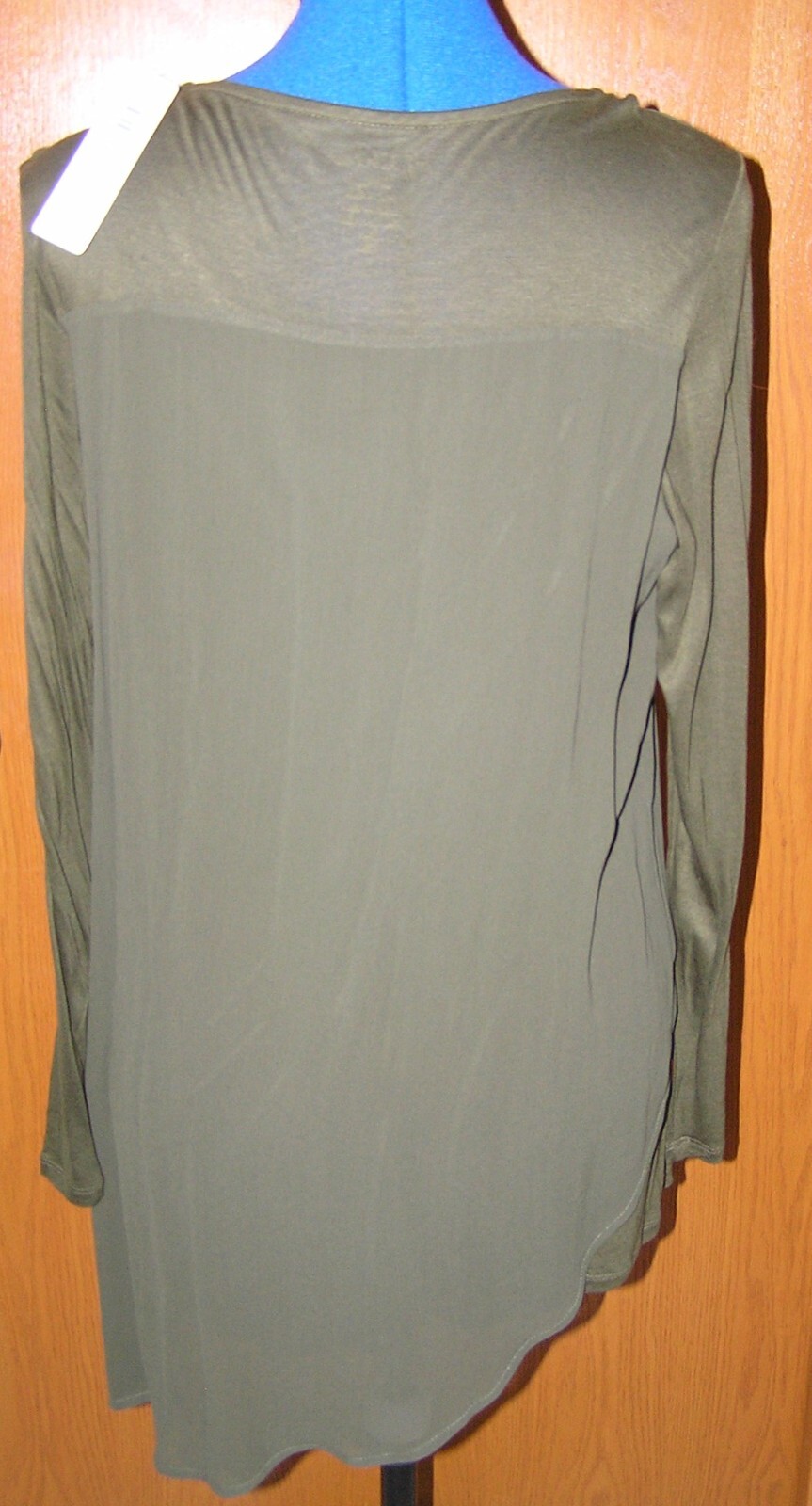 Picture 2 of 4