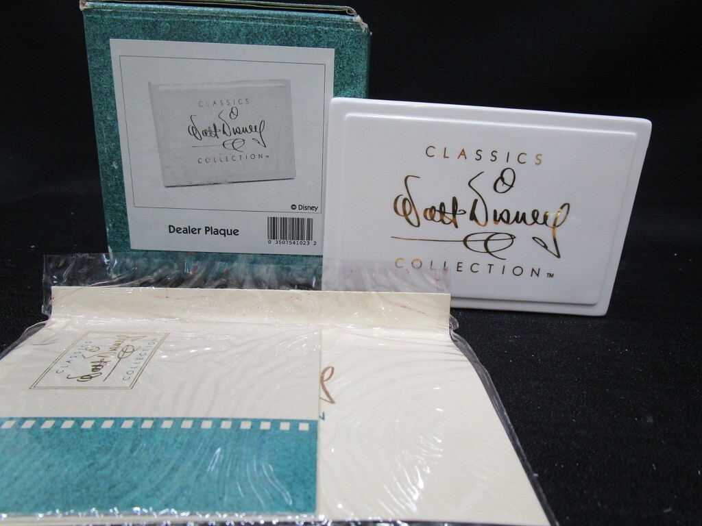 ディズニー　CLASSICS collection Disney Classics Dvd Collection Bundle With O-Ring Ariel