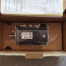 1pc SGMJV-04A3A61 Servo Motor Original New