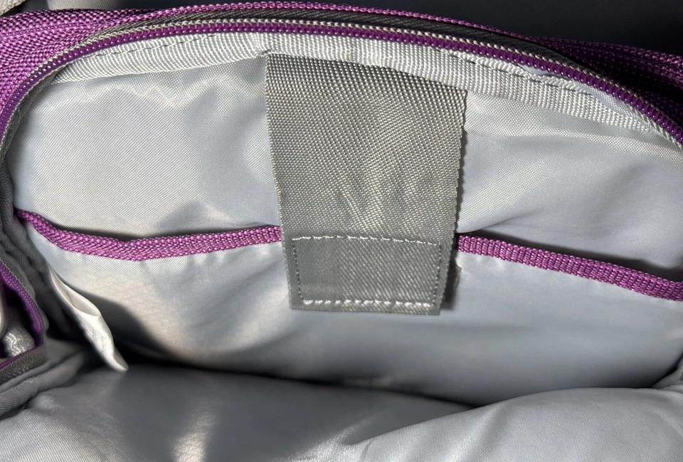 Samsonite Network 2 para Tablet 7 - 9.7" Bolso de Hombro Duradero Púrpura Foto 4 de 4