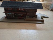 Kibri Bahnhof Surava A 461/1 (Zustand: defekt/ Fehlteile)