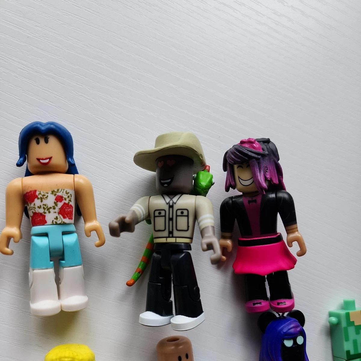 Minecraft, Roblox Figure Lot