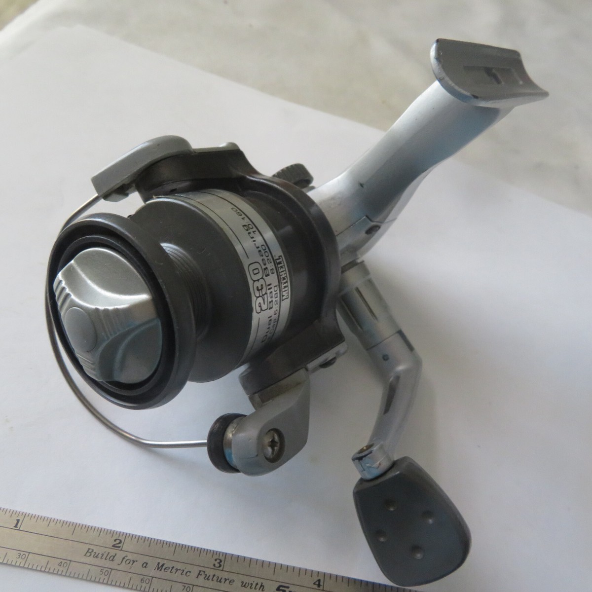 FISHING REEL MITCHELL 230 DUAL BALL BEARING LINE 6 -10 LB