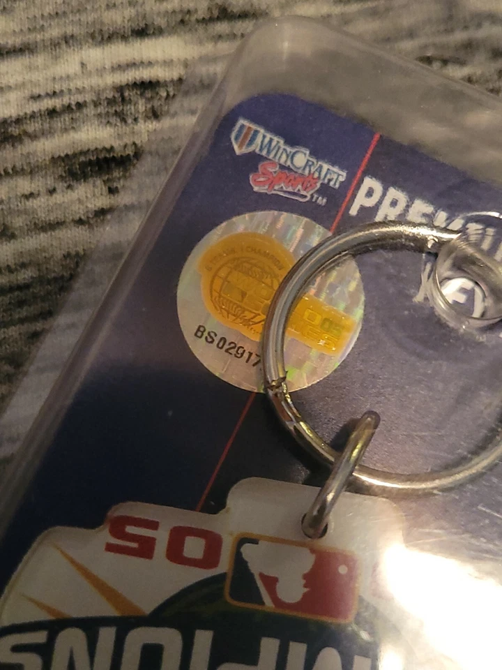 Chicago White Sox 2005 World Series Champions MLB Acrylic Keychain - Image 2 of 3