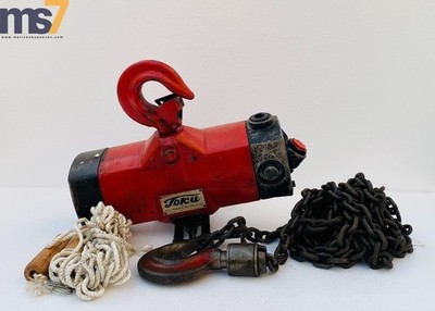 TOKU TNC-500 PNEUMATIC AIR CHAIN HOIST 1/2 TON CAPACITY 20 FT CHAIN