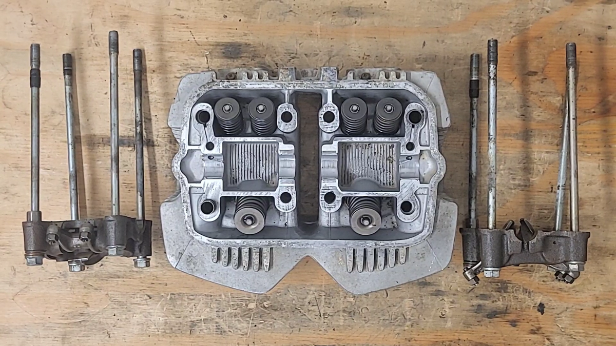 78 Honda Cb400 CB 400 T Hawk II OEM Cylinder Head Engine Block