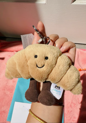 Jellycat Amuseable Croissant Bag Charm – Cute Plush Doll Keychain