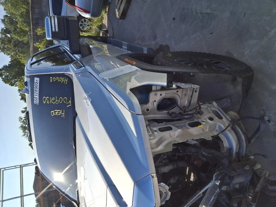 Used Rear Right Door Interior Trim Panel fits: 2020 Gmc Sierra 2500 pickup  Grad - Image 3 of 4