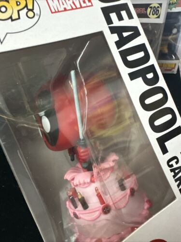 Funko Pop Marvel Deadpool 30 Aniversario Deadpool en Pastel de Cumpleaños Figura #776 - Imagen 14 de 17