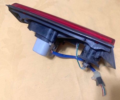 Luz trasera tapa maletero interior izquierda lado del conductor Toyota Camry 1989-1990 OEM - Imagen 5 de 12