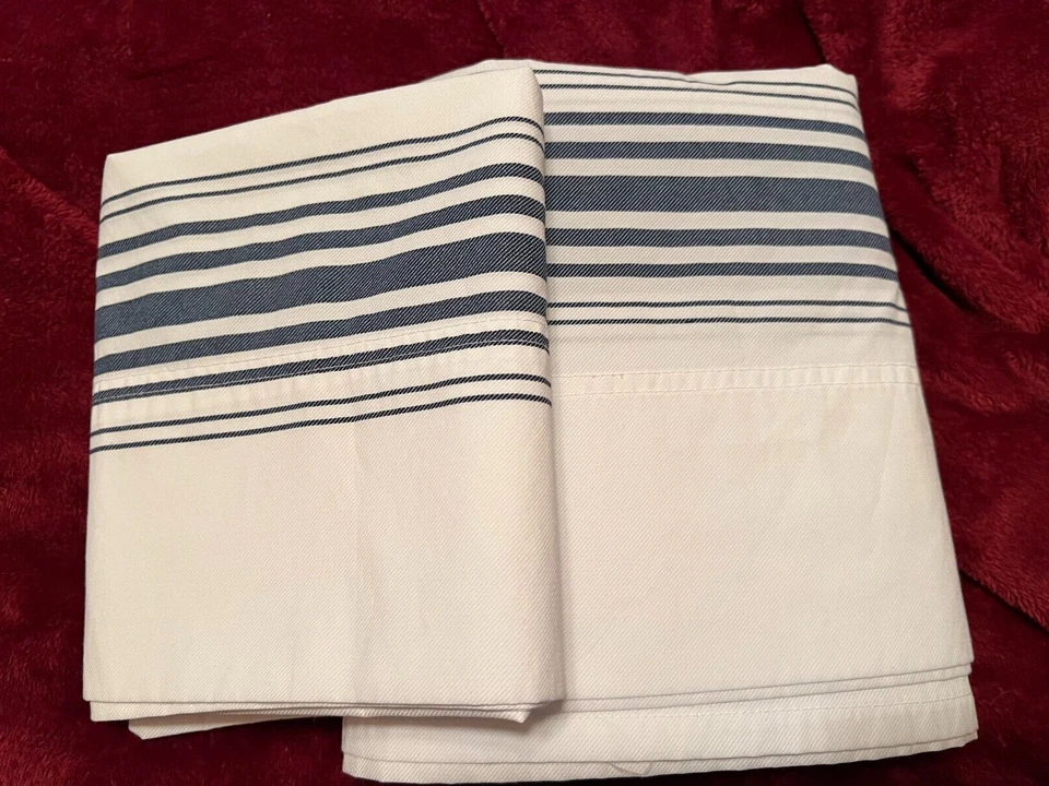 Sábana plana Tommy Hilfiger 1 Queen y 1 h Funda de almohada ~ blanca con rayas azules Foto 4 de 4