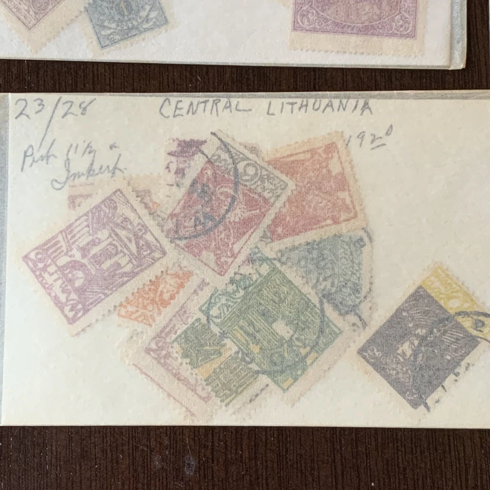 1920-1921 GRAN LOTE DE SELLOS M&U CENTRAL LITUANIA LOTE EN VIDRIERAS - Imagen 3 de 4