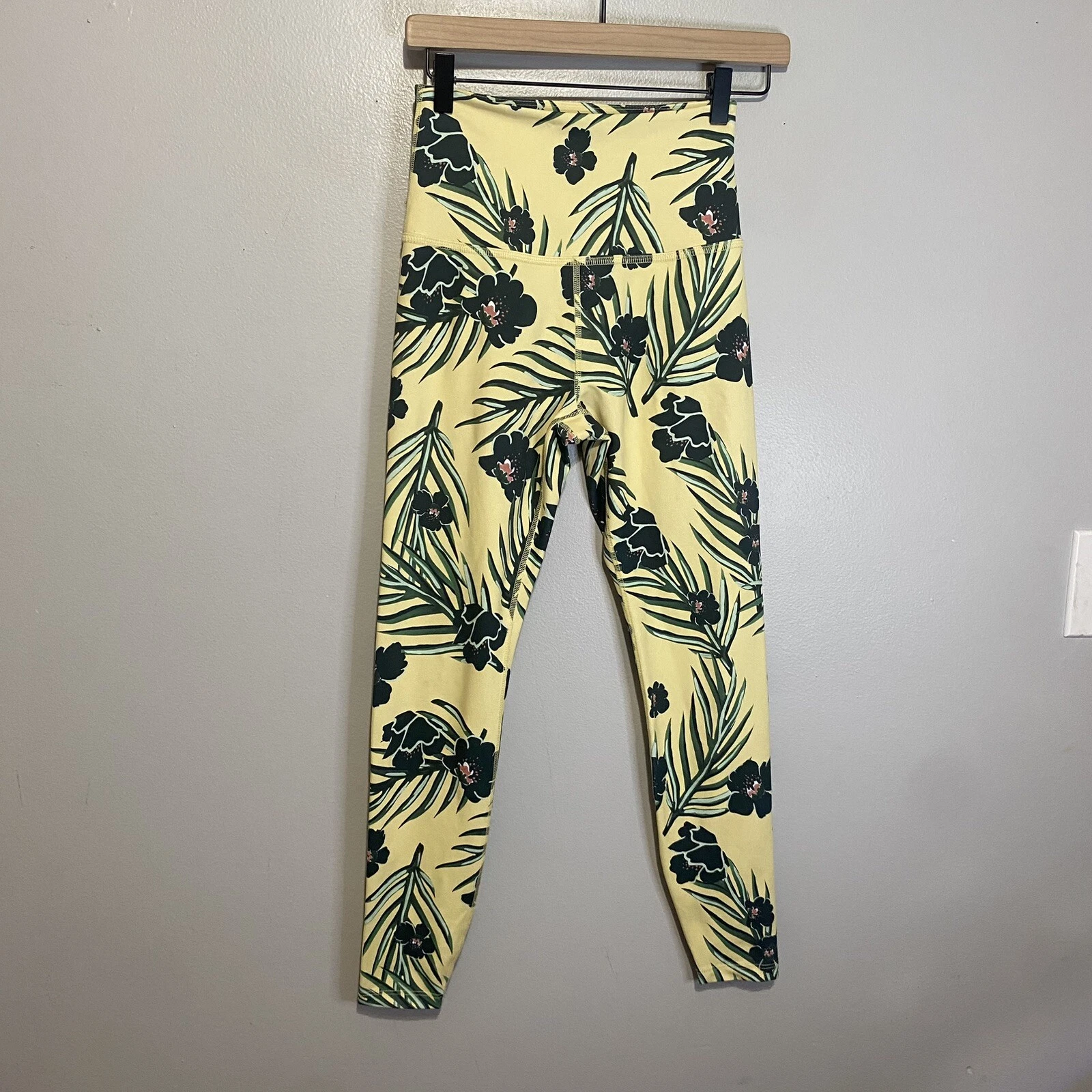 beyond-yoga olympus sunrise floral high rise leggings