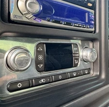 03-07 Chevy Silverado, Tahoe, GMC Sierra billet Digital HVAC w/knobs
