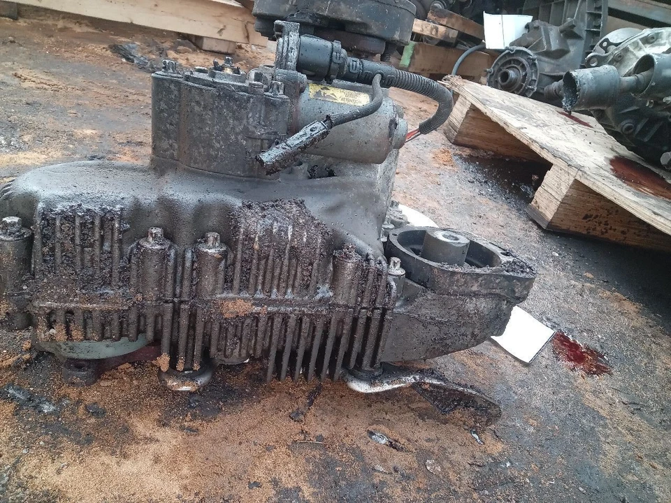 Transfer Case AWD Coupe Fits 07-13 BMW 328i 311591 Foto 3 de 4