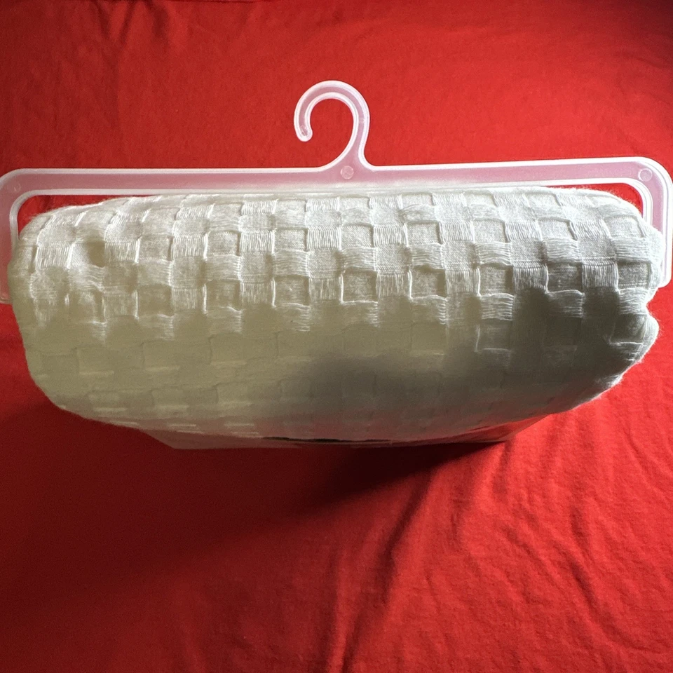 Cortina de Ducha Haven, Cortina de Ducha Gofre Algodón Orgánico, 72" x 72" Coco Foto 2 de 4