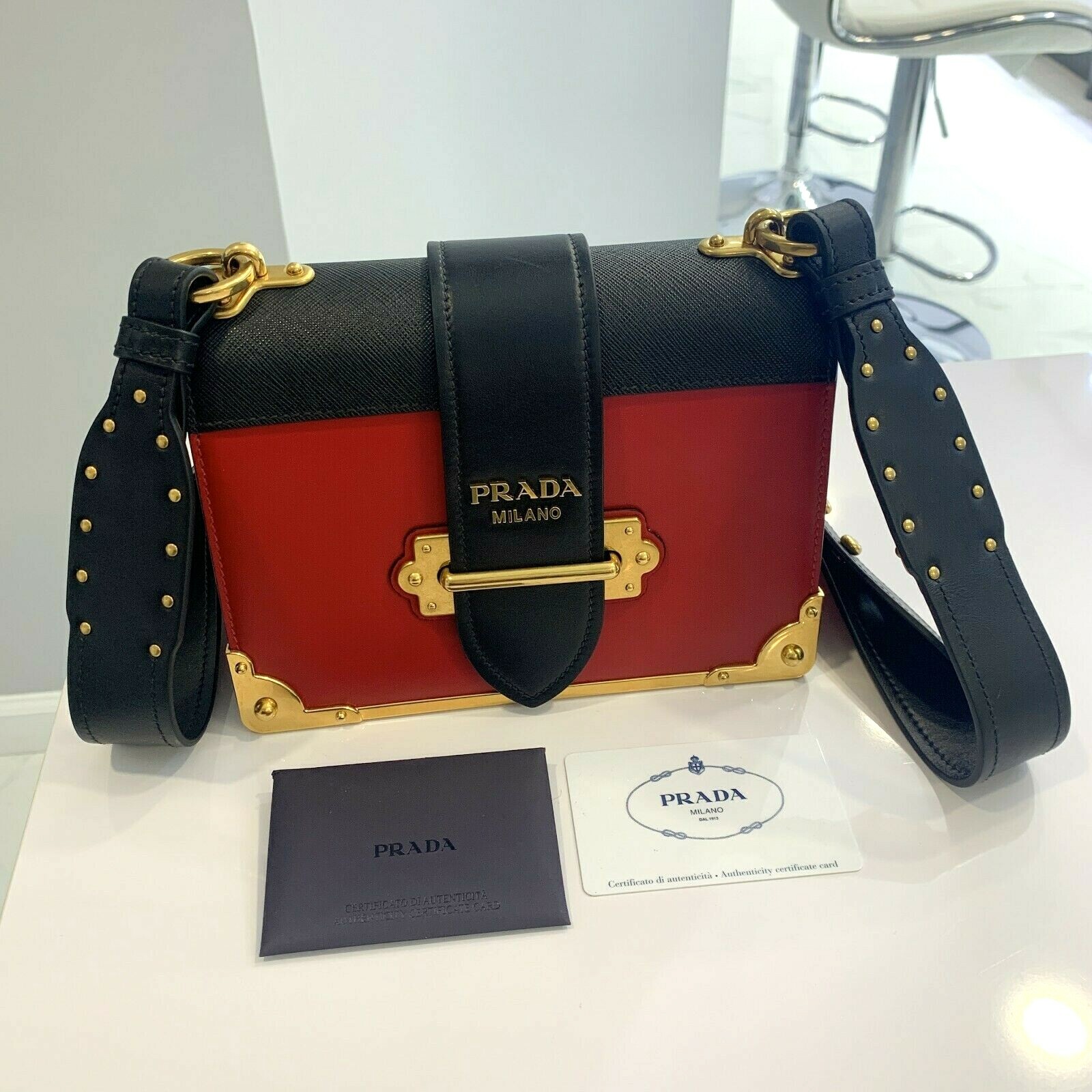 prada cahier soft