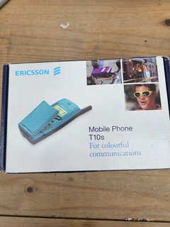 Ericsson T10s Juicy Blue. No Battery. Untested