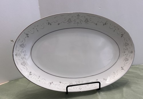 10" Platter by M Fine China Japan "bonwitt " 3903 Delicate Scroll Platinum Rim - Picture 3 of 5