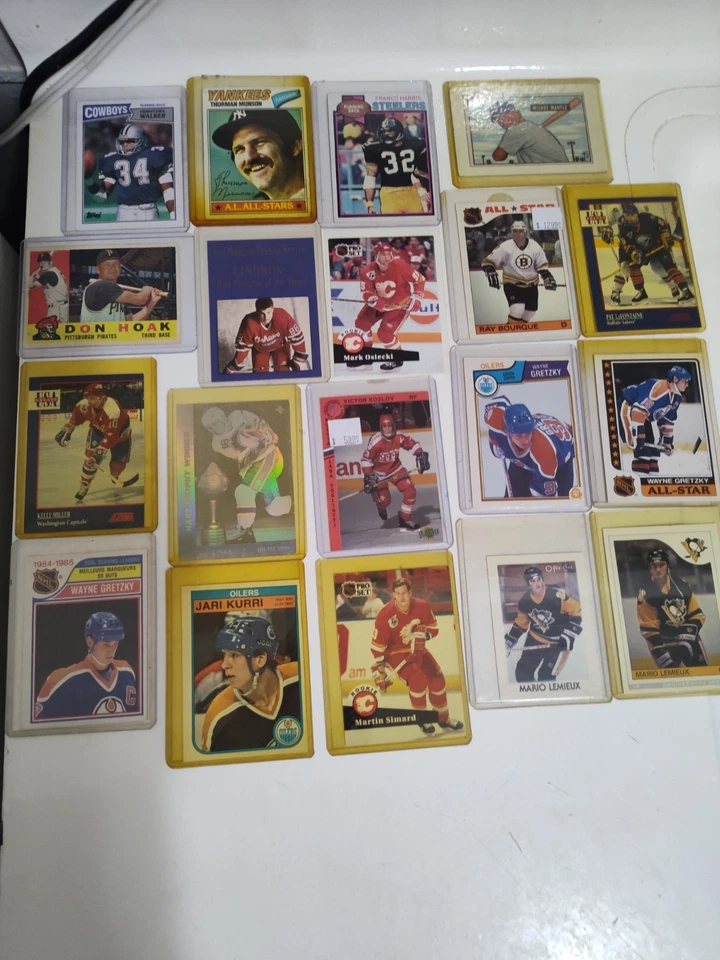 Lote mixto (tarjetas de béisbol, baloncesto, hockey y fútbol) Leer descripción Foto 2 de 4