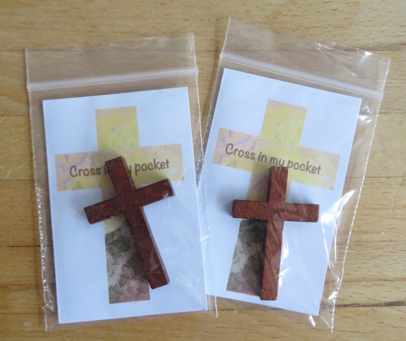 Cross in your pocket x2 Wooden Approx 43mm each Small Card with uplifting verse