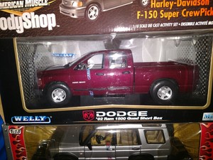 dodge ram diecast 1 18