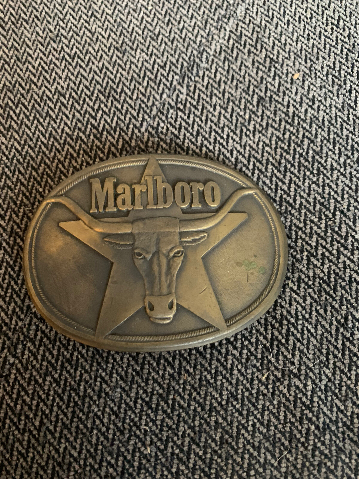 1987 MARLBORO BELT BUCKLE SOLID BRASS Vintage Phi… Gem