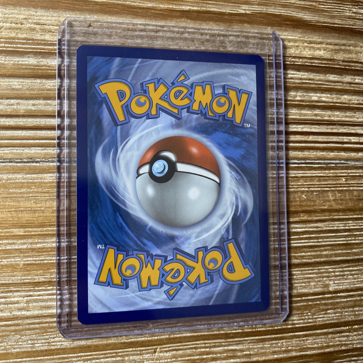 Flareon 026/185 Reverse Holo Rare 2020 Pokemon Card Vivid Voltage