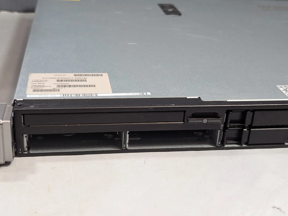 HP ProLiant DL20 Gen9 1x Xeon E3-1240v5 3,50 GHz 16 GB de RAM  Foto 3 de 4