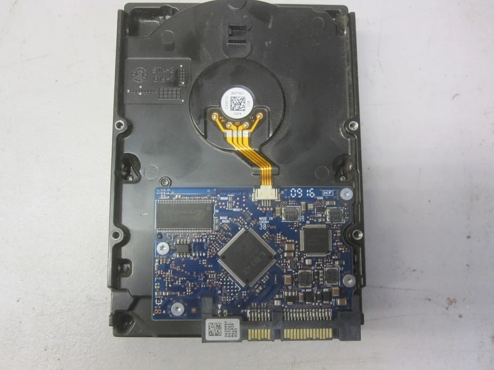 Hitachi Deskstar HDT721064SLA360 A846121 640GB 7200RPM SATA 3.5" HDD - Image 4 of 4