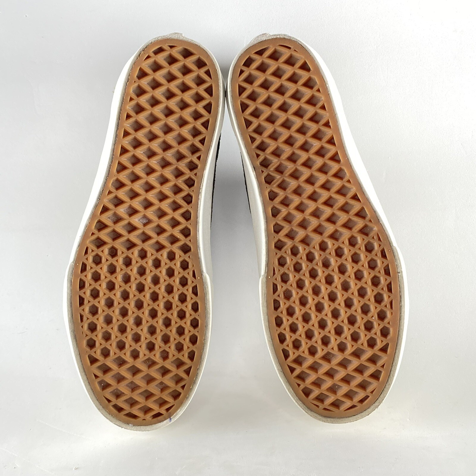 Vans Platform Shoes Embossed Grapeleaf Womens Size 7 … Gem