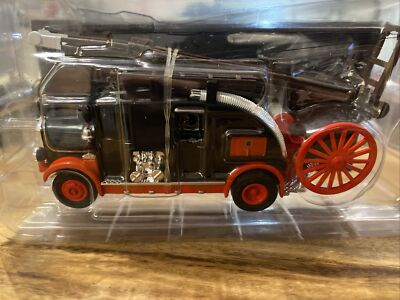 del prado Feuerwehr Auto England 