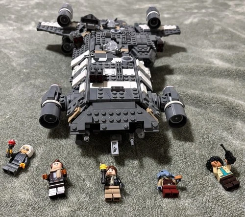 New ListingLEGO Star Wars: The Onyx Cinder (Set 75374) Complete Set w/ Minifigures & Manual