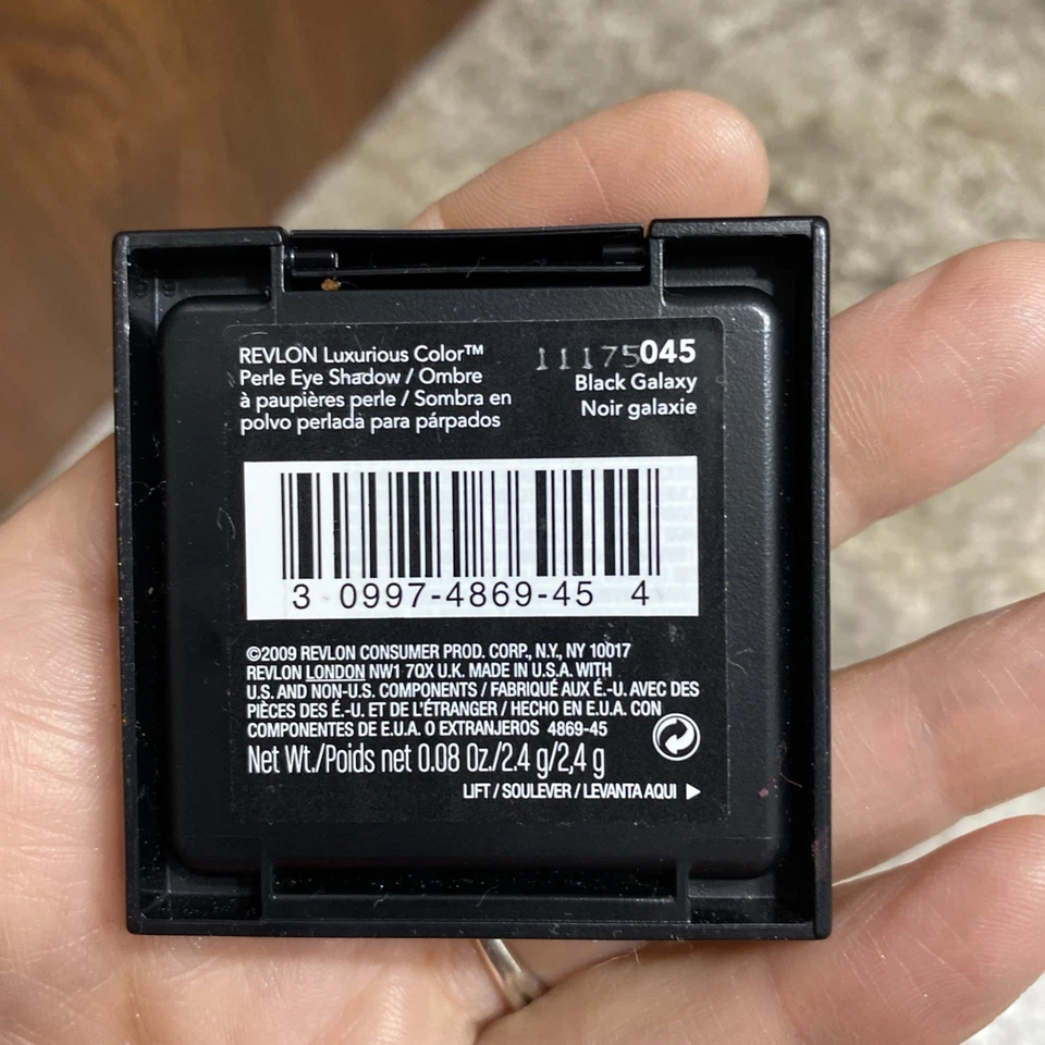 Revlon Luxurious Color Perle Eye Shadow #045 Black Galaxy Sealed - Image 3 of 3