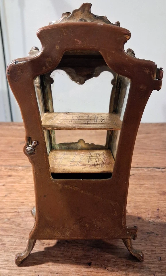 PETITE VITRINE A BIJOUX OU A BAGUES STYLE ROCAILLE EN REGULE ET BRONZE XIXème - Photo 3/4