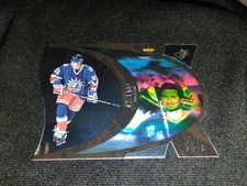 3-1997 Upper Deck Diamond Vision Wayne Gretzky Rangers C99 / Hologram