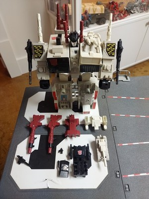 Vintage 1985 G1 Transformers METROPLEX Figure Autobot Hasbro 