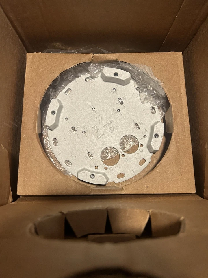 Cámara de vigilancia AXIS Q3515-LVE 22 MM | Día noche (01046-001) Foto 3 de 4