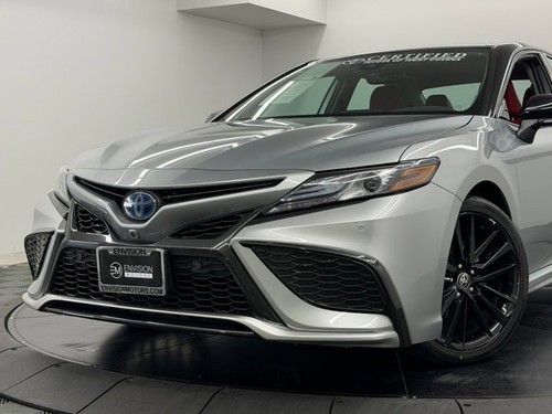 2023 Toyota Camry Hybrid XSE - Picture 3 of 38