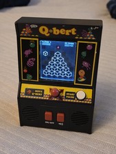 Q Bert 2016 Basic Fun Arcade Classics Retro M...