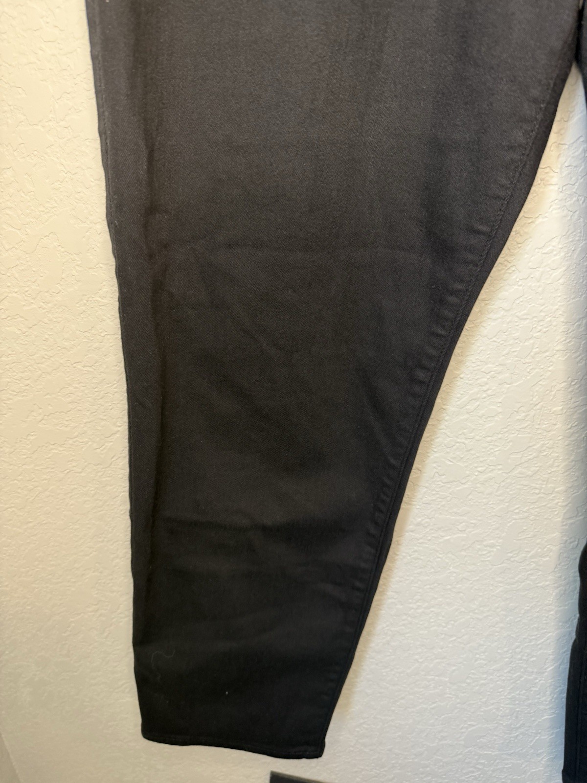 Picture 5 of 19